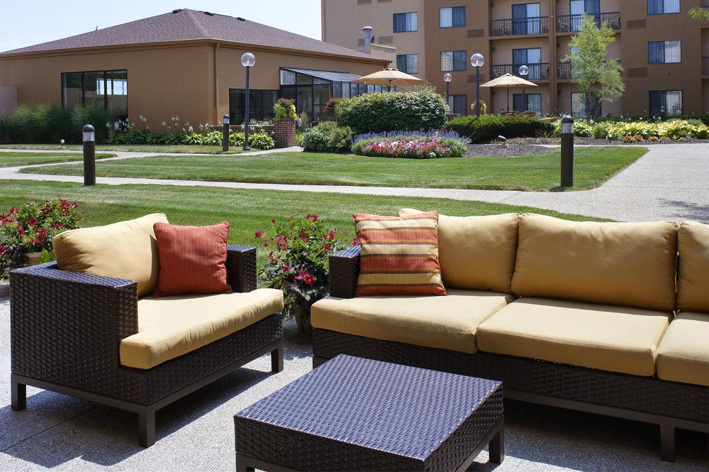 Hotel Courtyard By Marriott Indianapolis Airport Exteriér fotografie