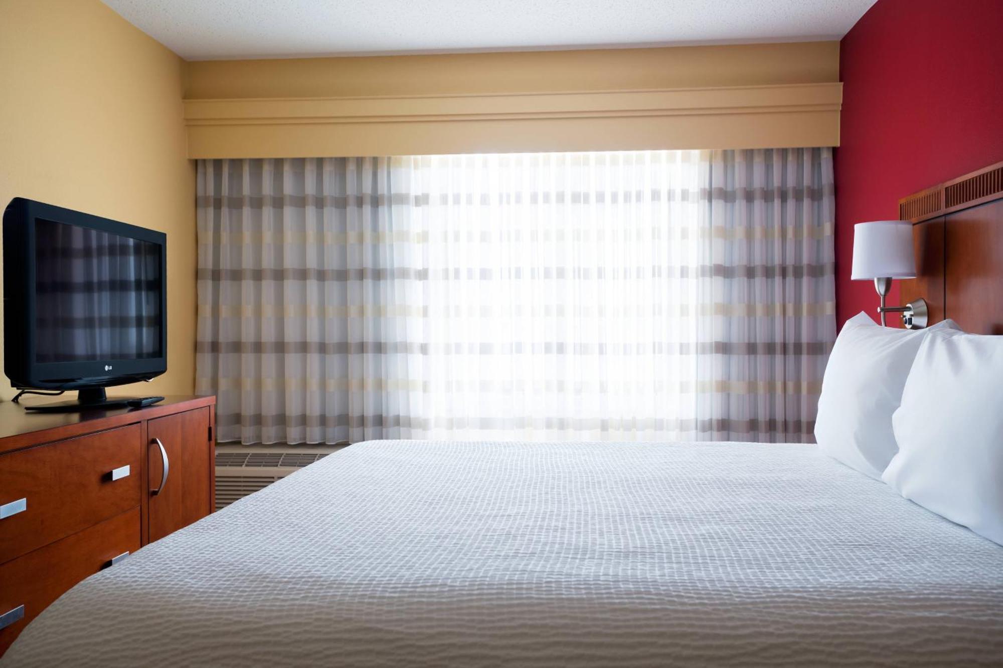 Hotel Courtyard By Marriott Indianapolis Airport Exteriér fotografie