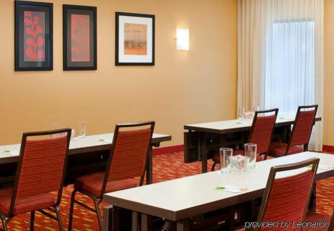 Hotel Courtyard By Marriott Indianapolis Airport Exteriér fotografie